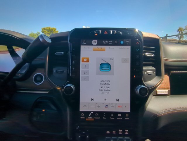 Gallery image 20 for 2024 Chevrolet Silverado 2500HD LT